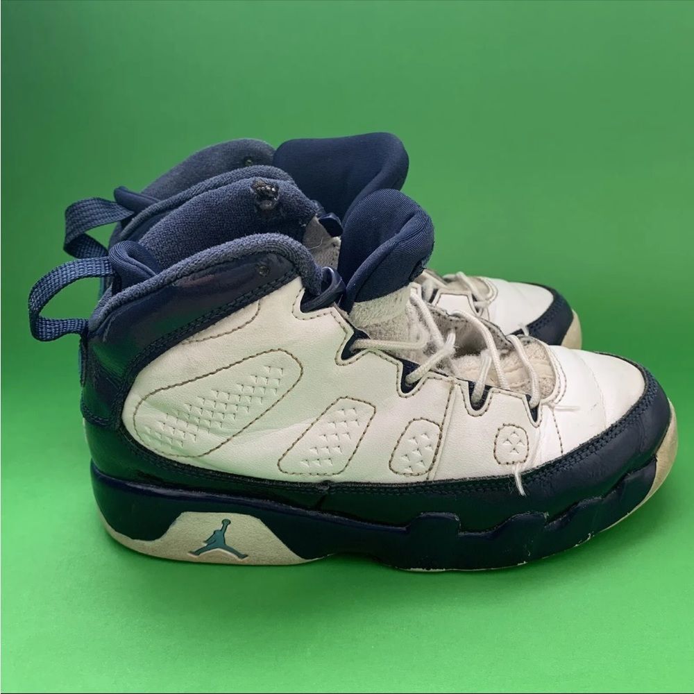 Jordan IX 9 Retro Kids Size 1Y Pearl Blue UNC Athletic Basketball Sneakers